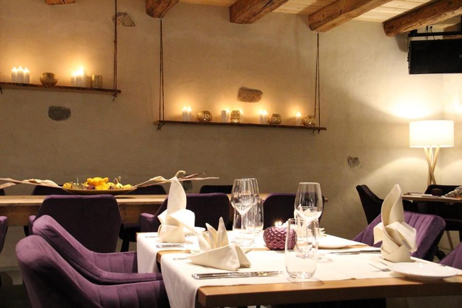 Hotel Zum Schwarzen Löwen Altdorf Zewnętrze zdjęcie